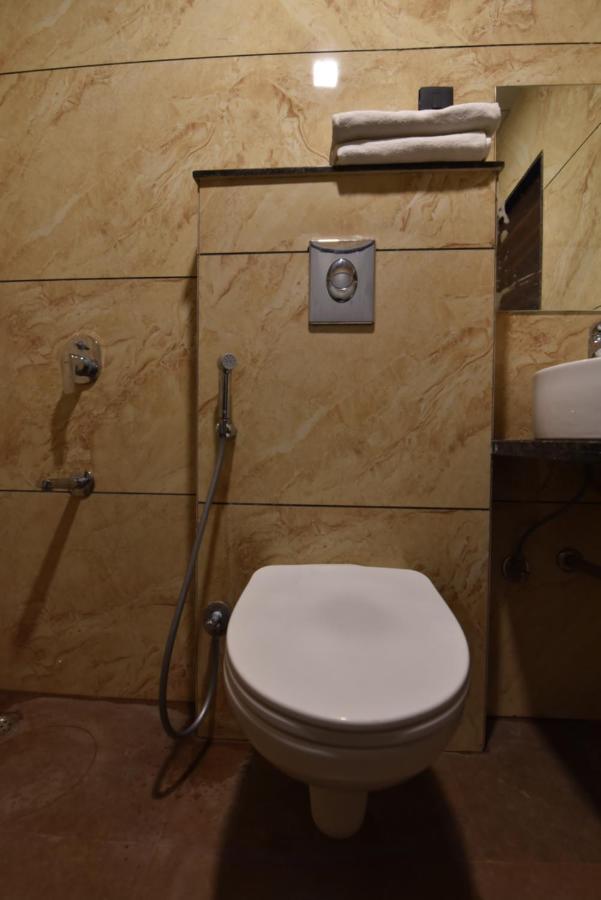 Hotel Dosa Plaza ウダイプル エクステリア 写真