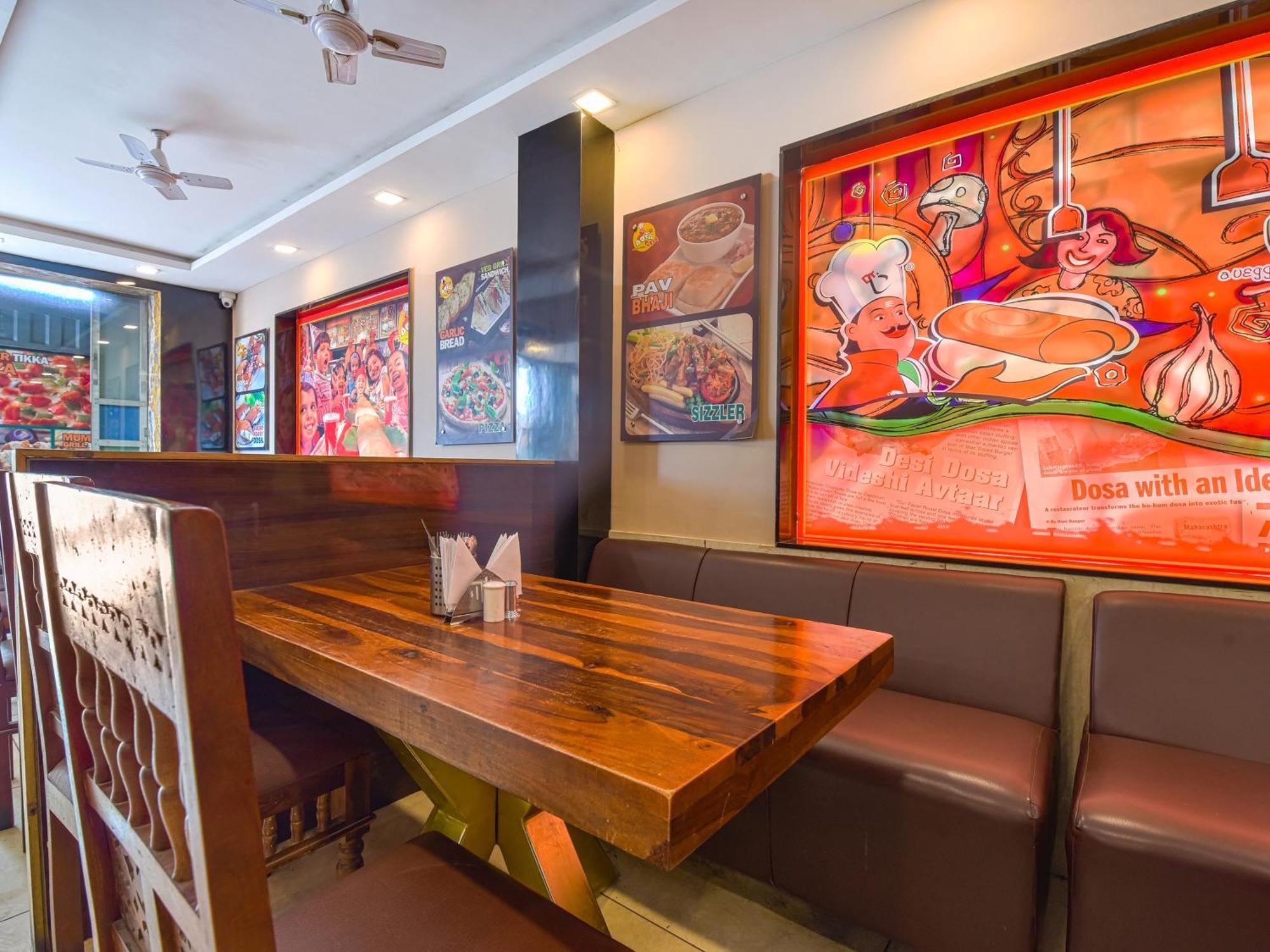 Hotel Dosa Plaza ウダイプル エクステリア 写真